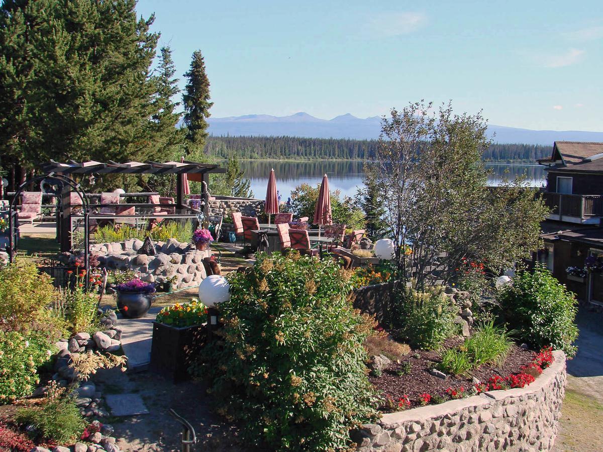 Eagle'S Nest Resort Anahim Lake Kültér fotó